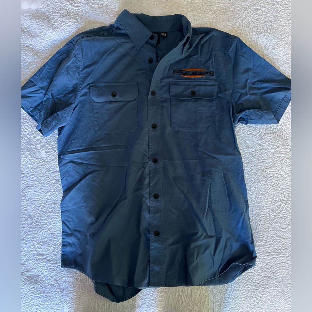 Men’s Harley Davidson Button Up, Size Large
